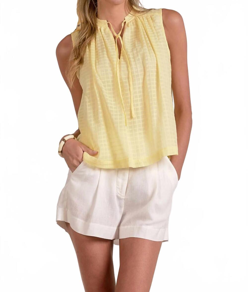 NEW ELAN beach picnic flowy sleeveless top in yellow